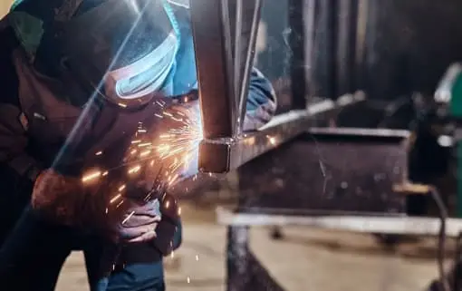 Personal calificado con experiencia en el rubro herrería